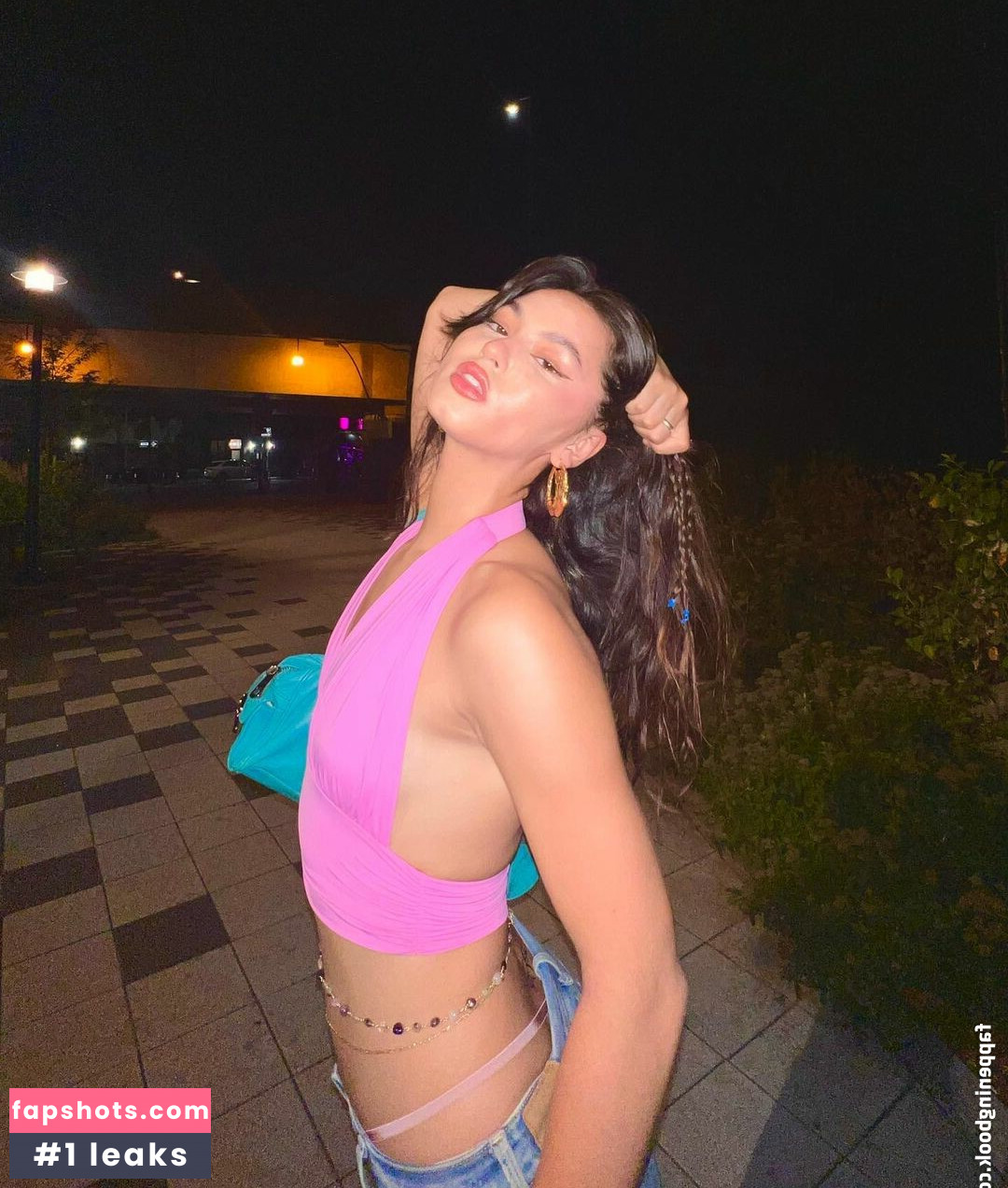 Beca Michie gallery photo #36