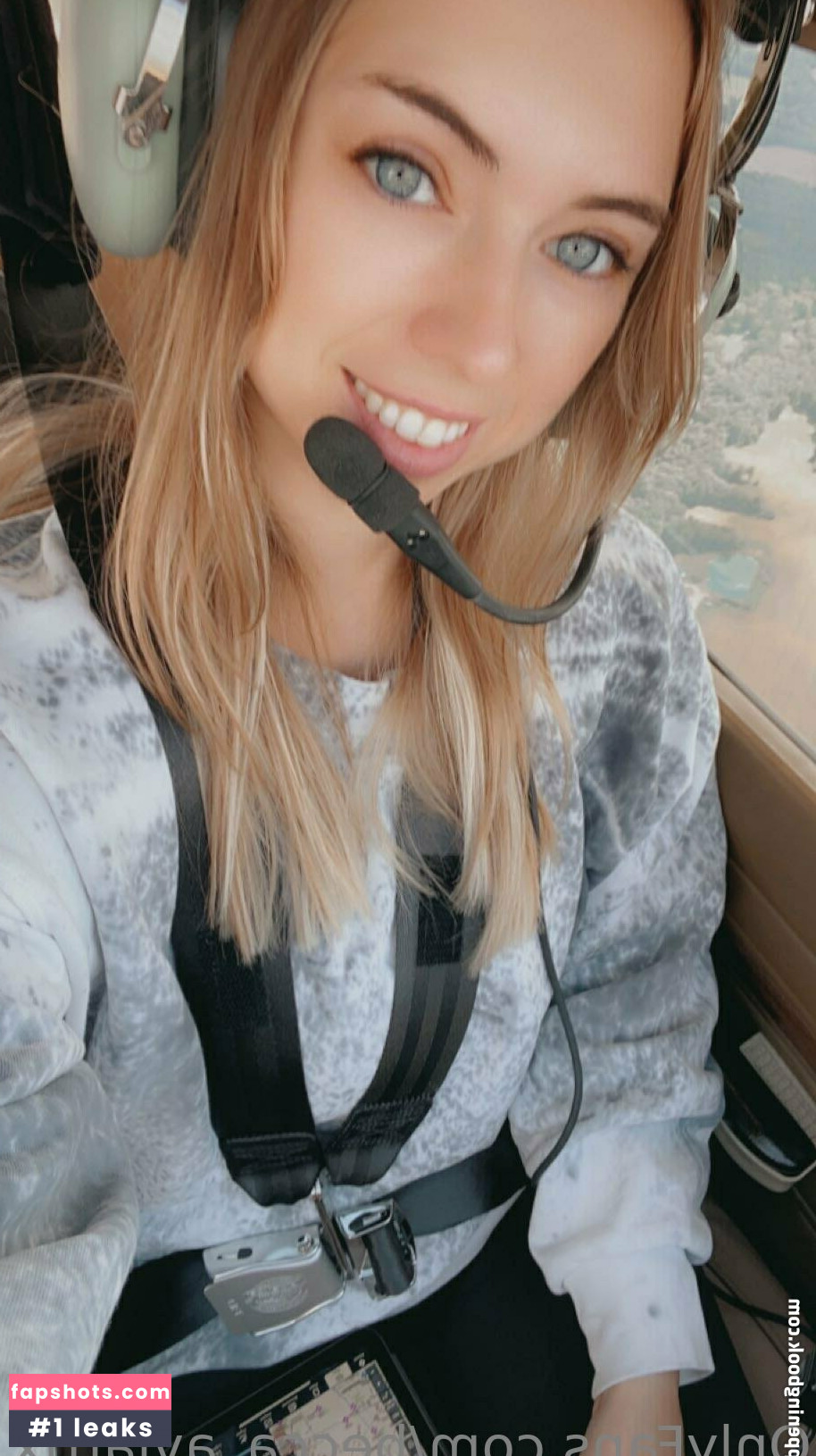 becca_aviatrix Nude Leaks OnlyFans Photos #36 - LeakJerk