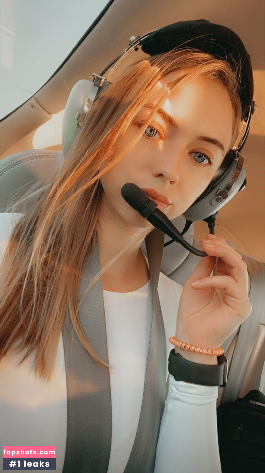 becca_aviatrix Nude Leaks OnlyFans Photos #47 - LeakJerk