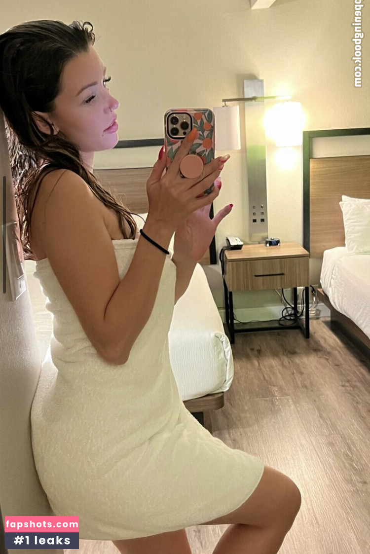 Becca Bangs gallery photo #42