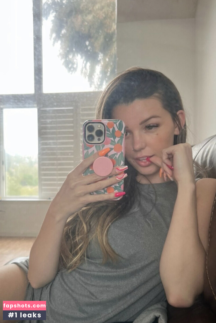 Becca Bangs gallery photo #43