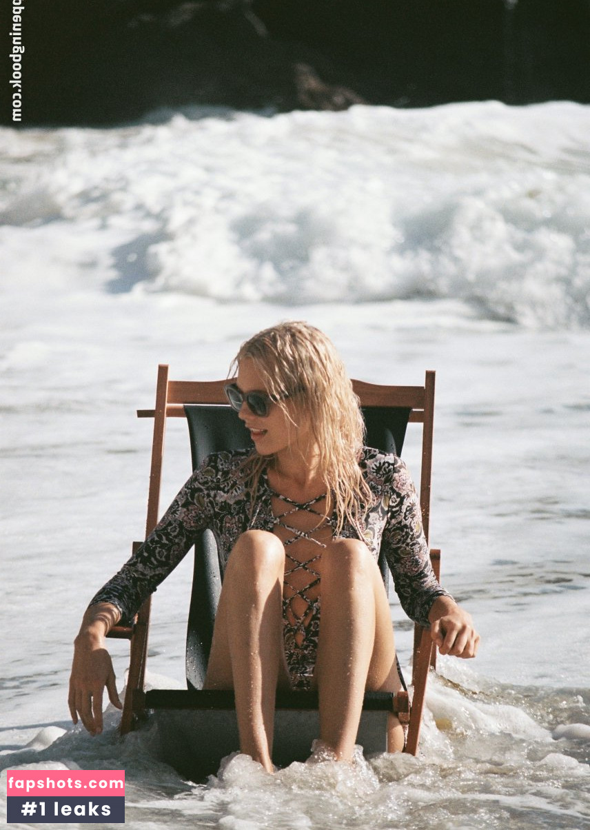 Becca Hiller gallery photo #106