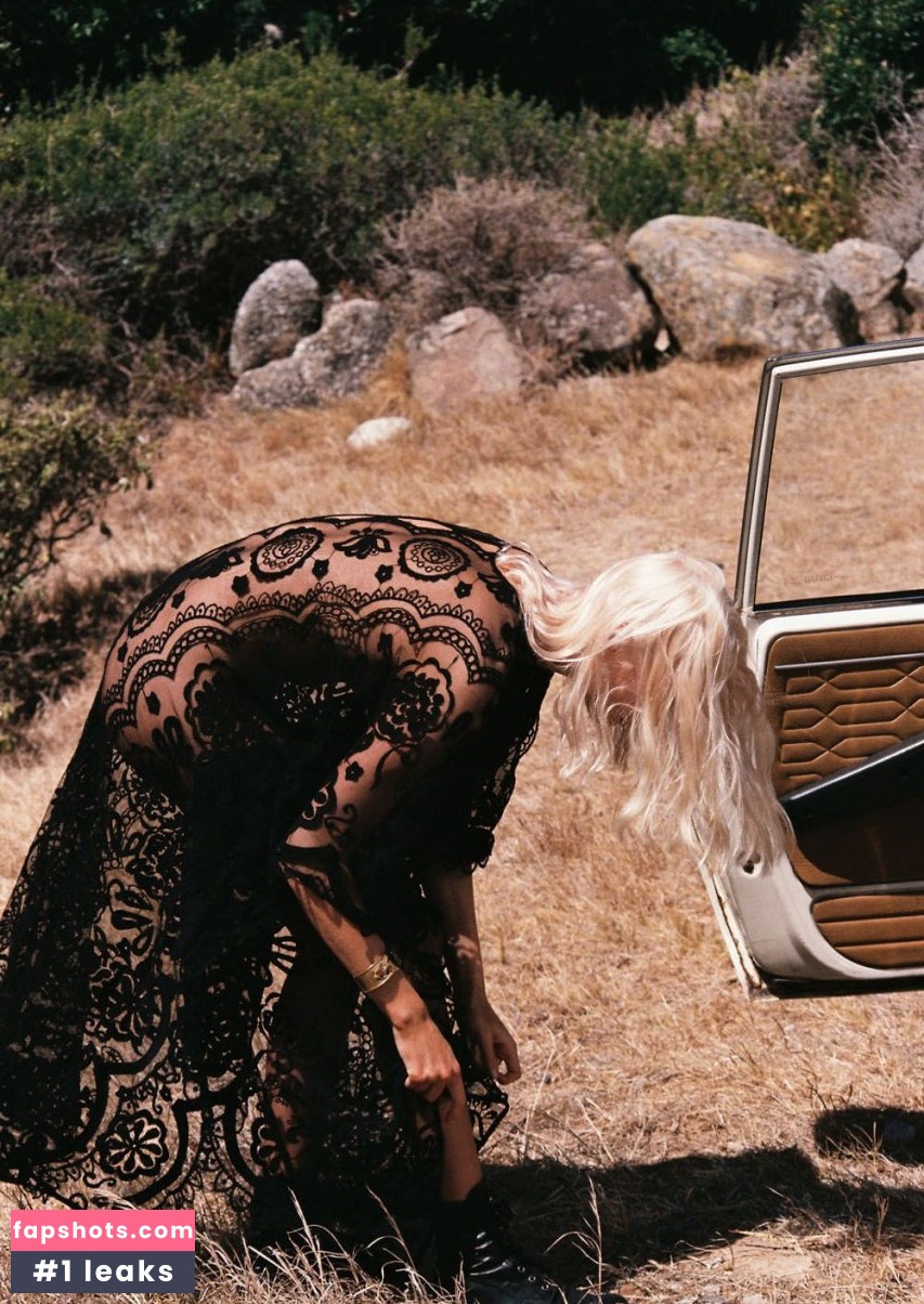 Becca Hiller gallery photo #13