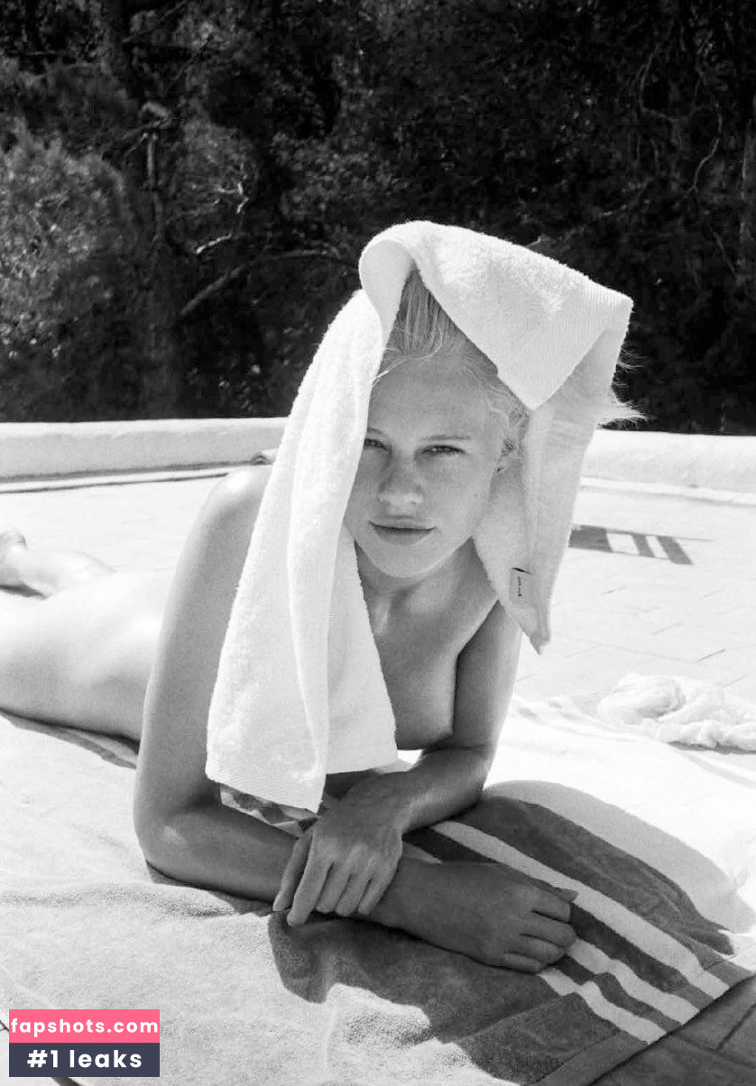 Becca Hiller gallery photo #122