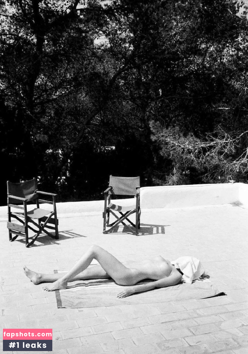 Becca Hiller gallery photo #127