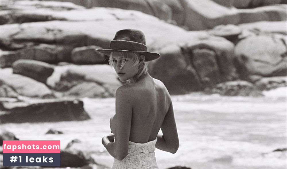 Becca Hiller gallery photo #19