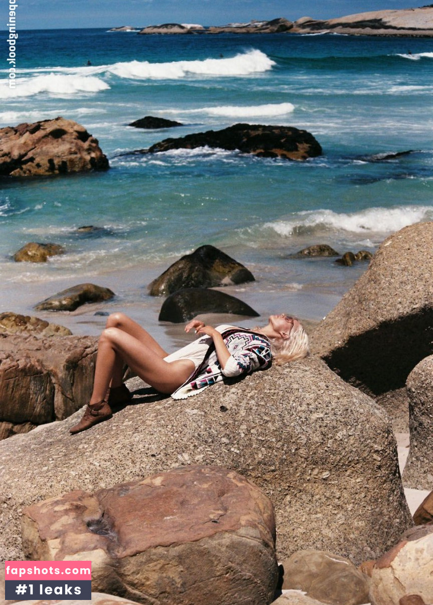 Becca Hiller gallery photo #21