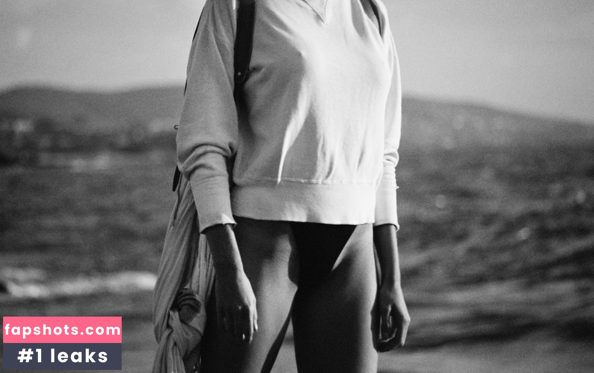 Becca Hiller gallery photo #41