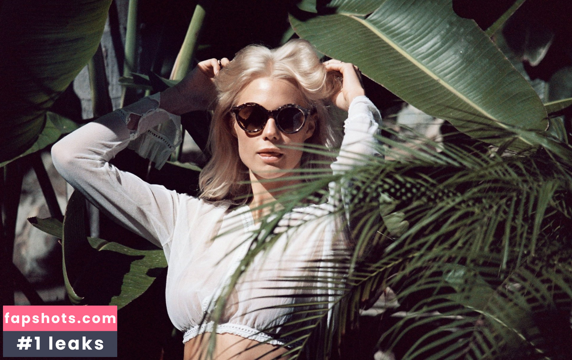 Becca Hiller gallery photo #84