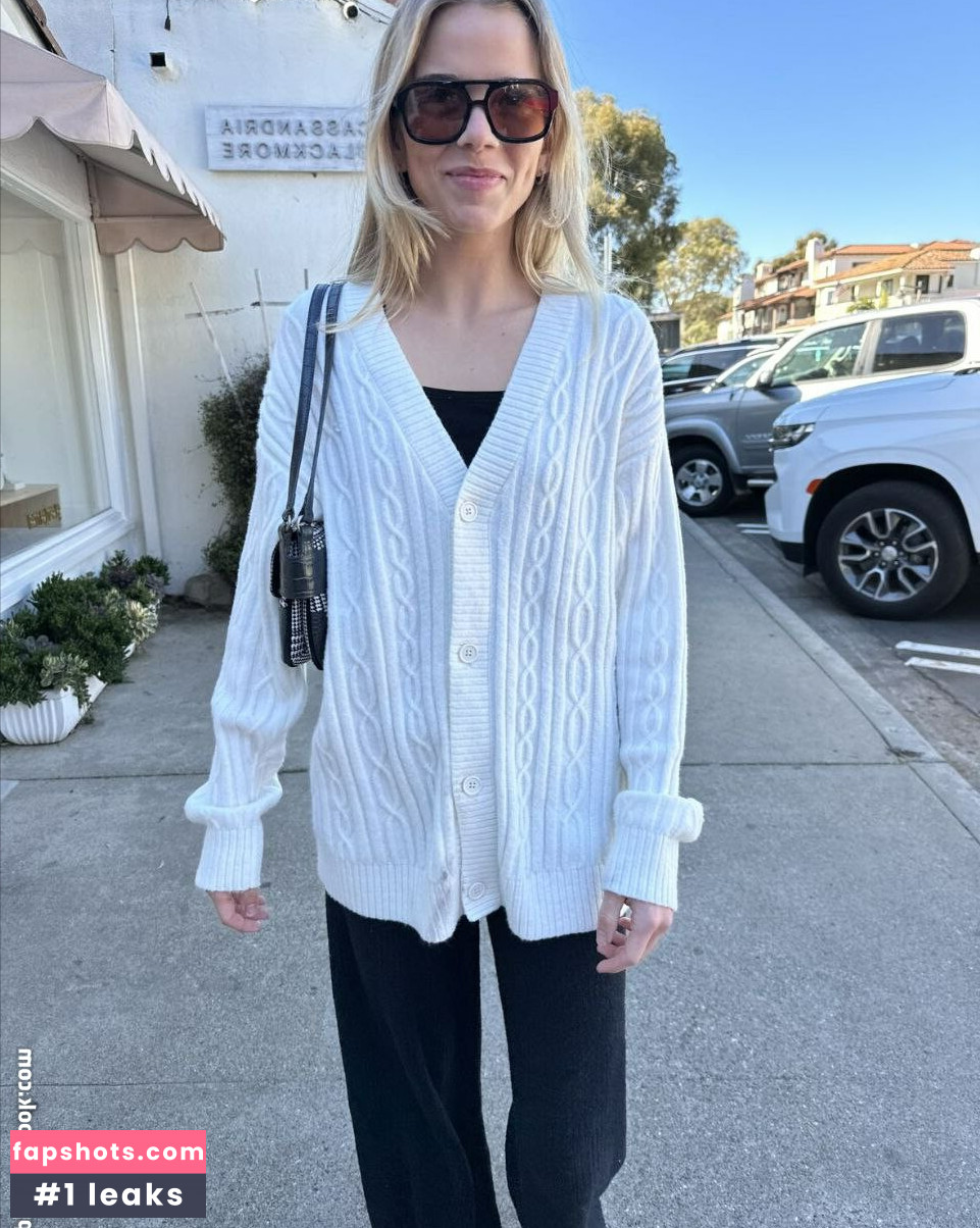 Becca Means gallery photo #51