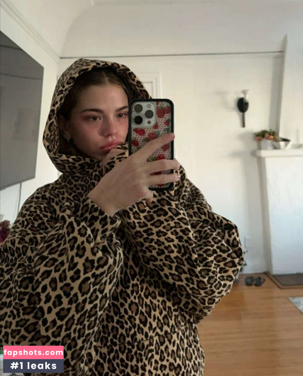 Becca Means gallery photo #65