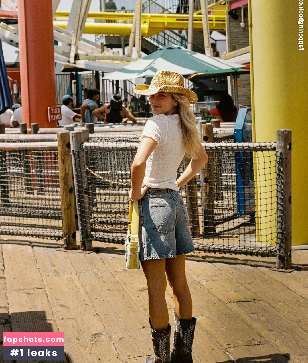 Becca Means gallery photo #87