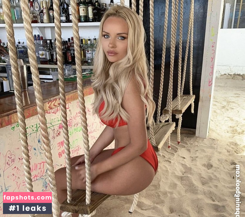 Becca Medlin gallery photo #20