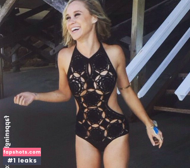 Becca Tobin gallery photo #61