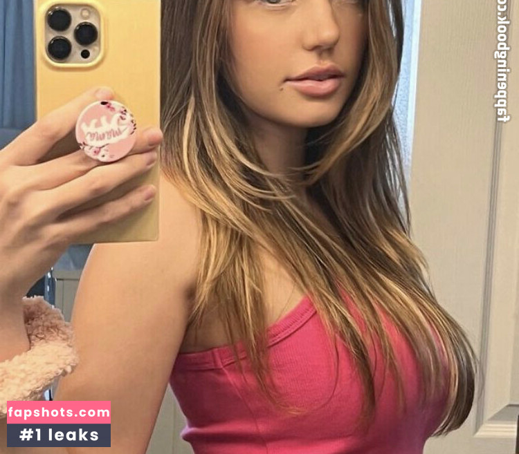 BeccaBangs gallery photo #59