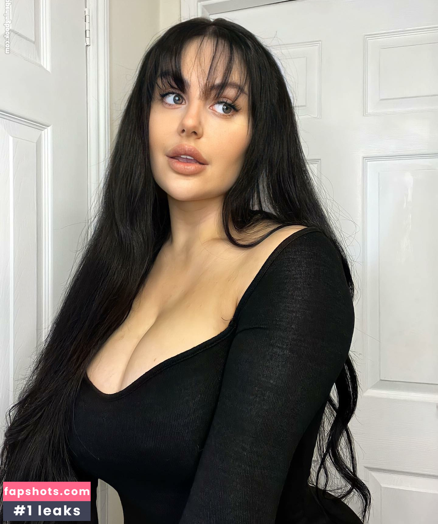 Beckie Holloway gallery photo #21