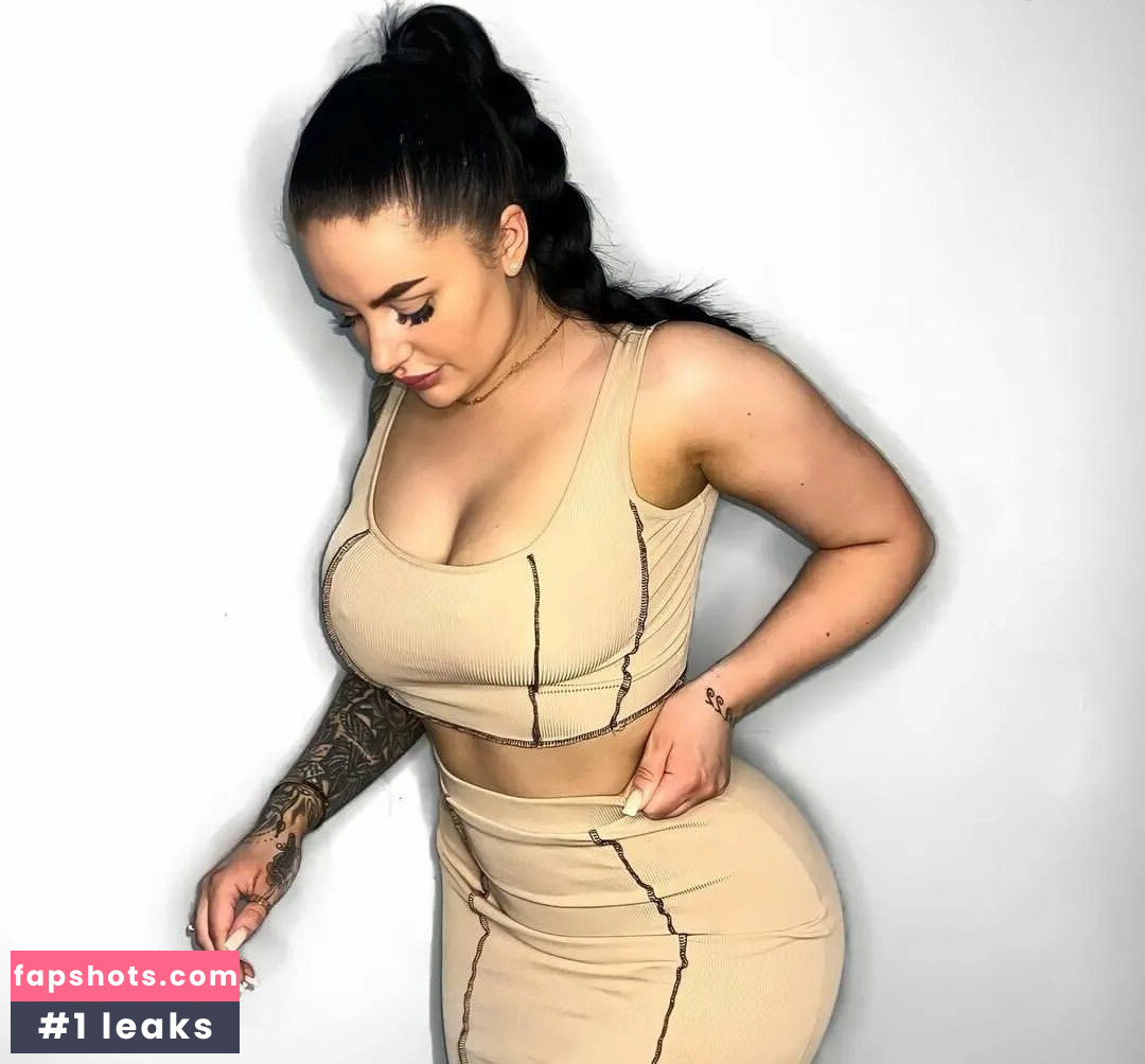 Beckie Holloway gallery photo #10