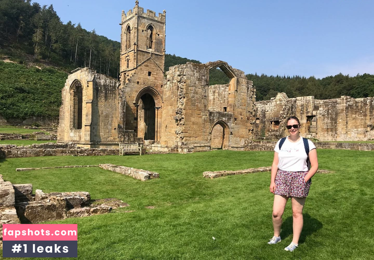 Becky Connolly gallery photo #11