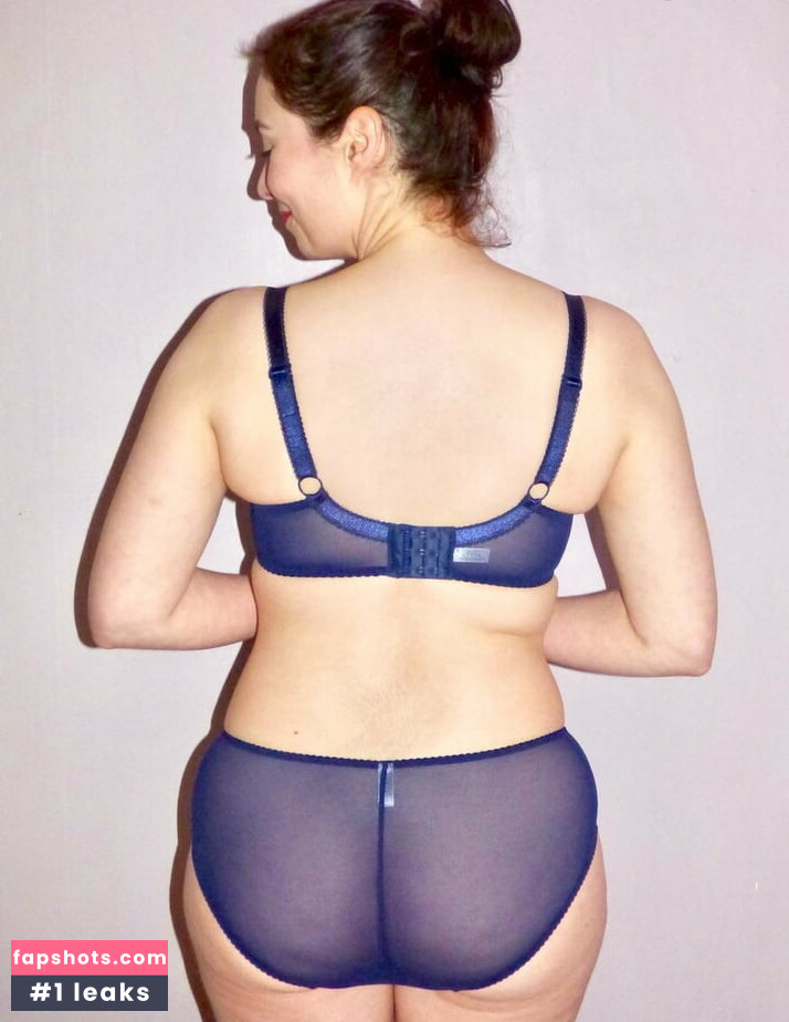 Becky Connolly gallery photo #4