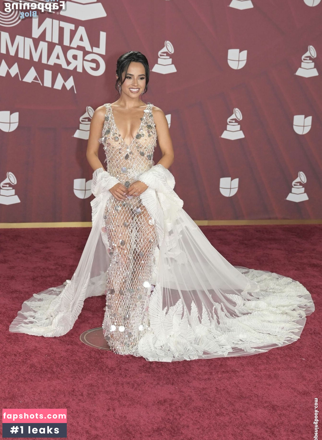 Becky G Nahé úniky fotek pouze od fanoušků #104 - Fapshots