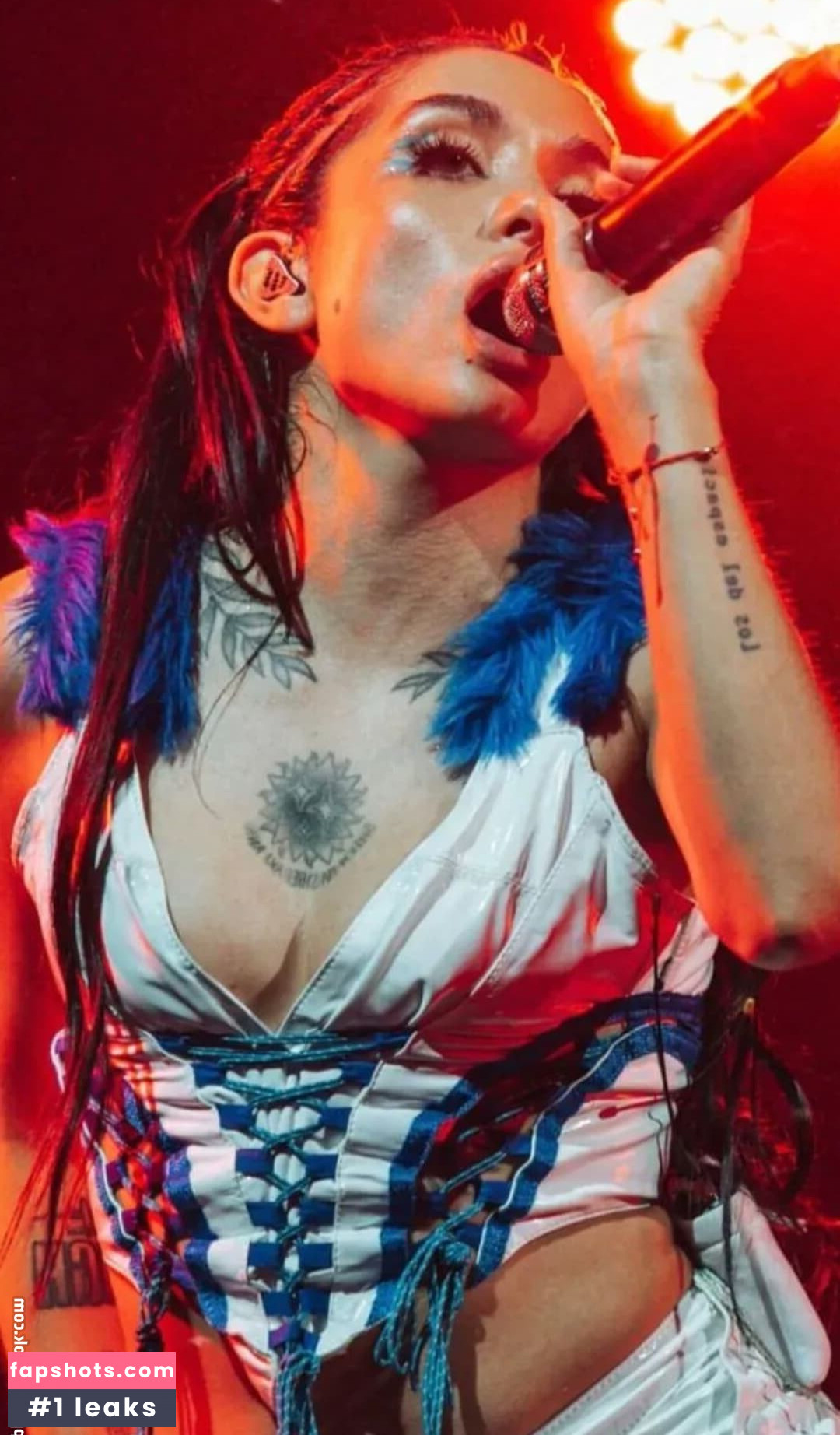 Becky G gallery photo #608