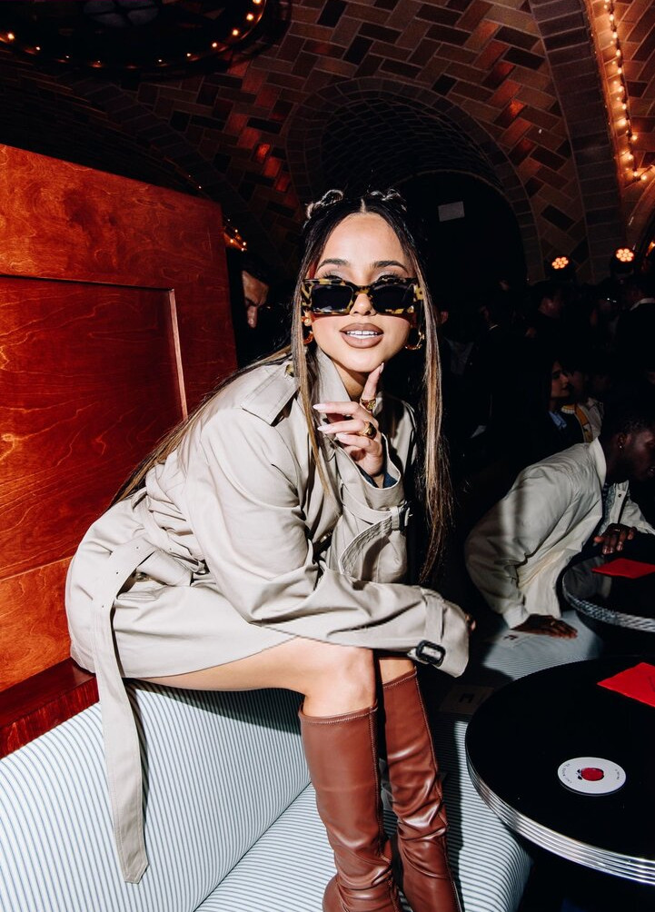 becky-g gallery photo #734