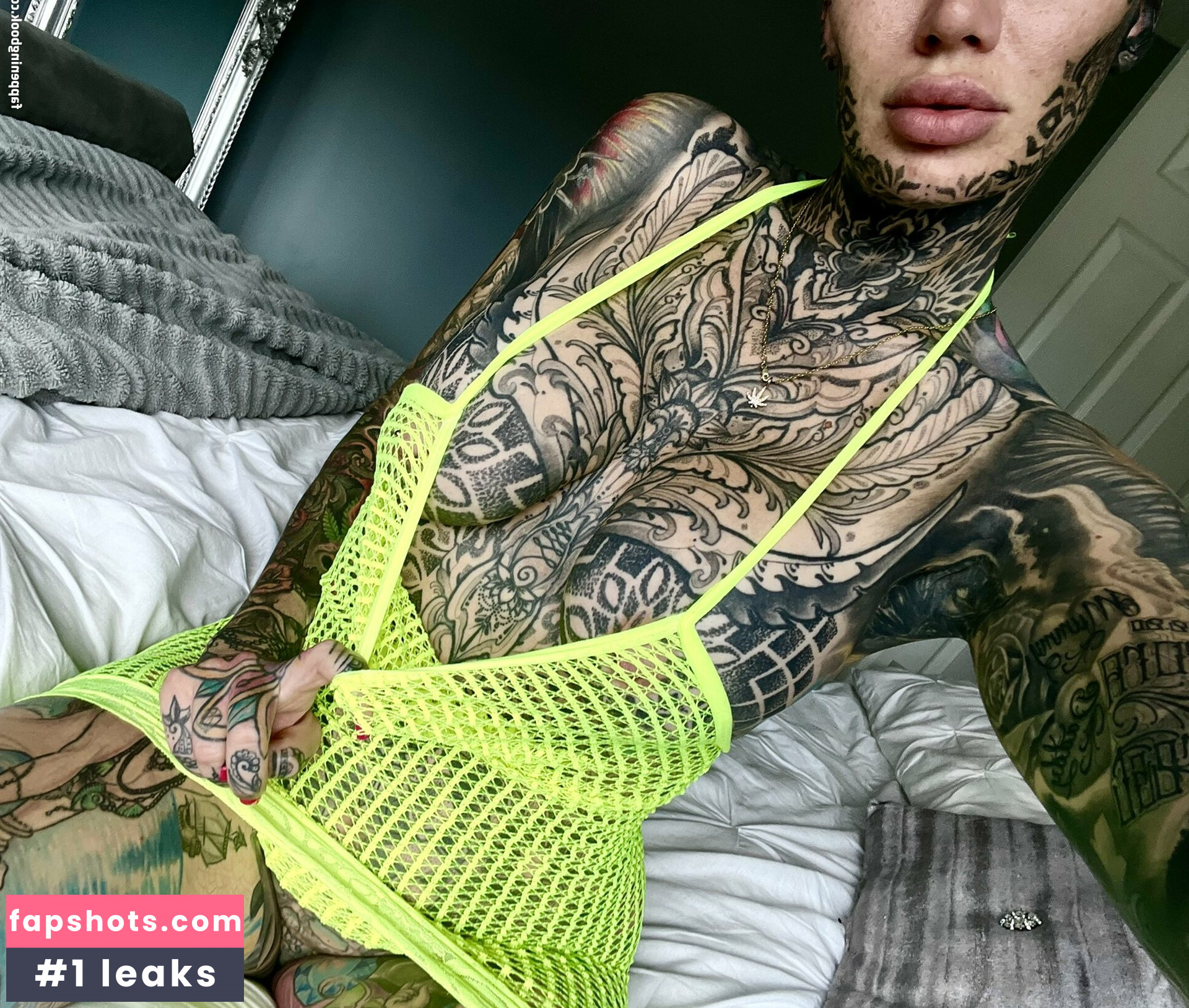 Becky Holt Nude Leaks OnlyFans Photos #7 - LeakJerk