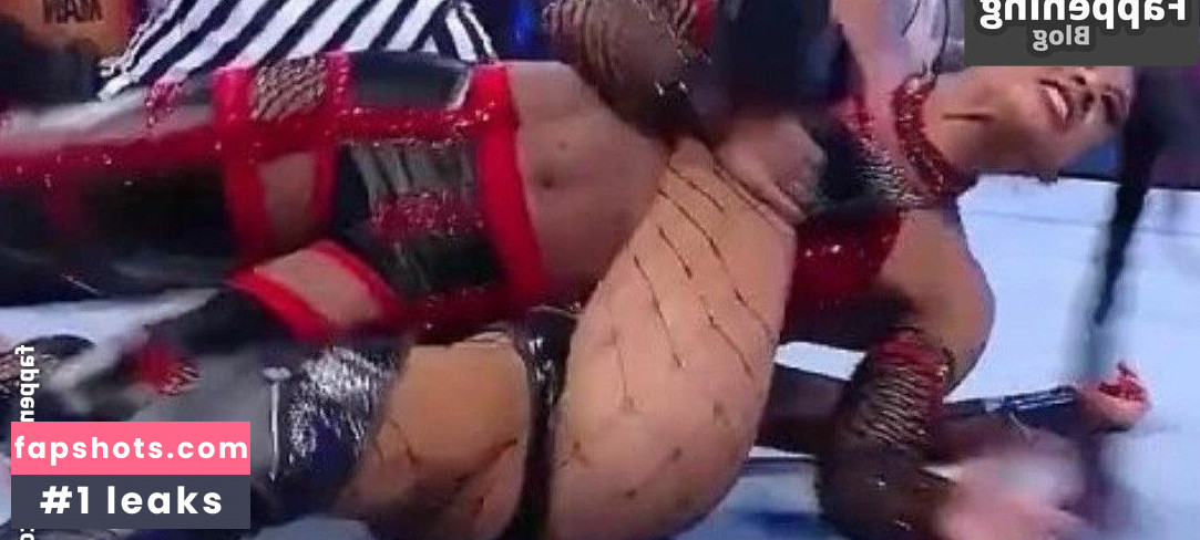 Becky Lynch gallery photo #118