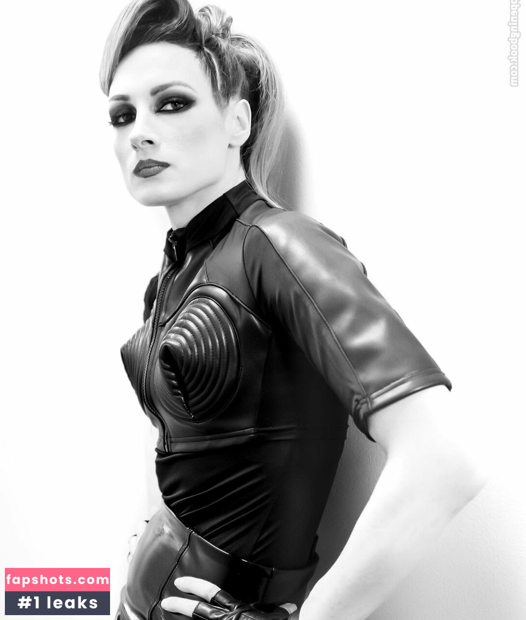 Becky Lynch gallery photo #126