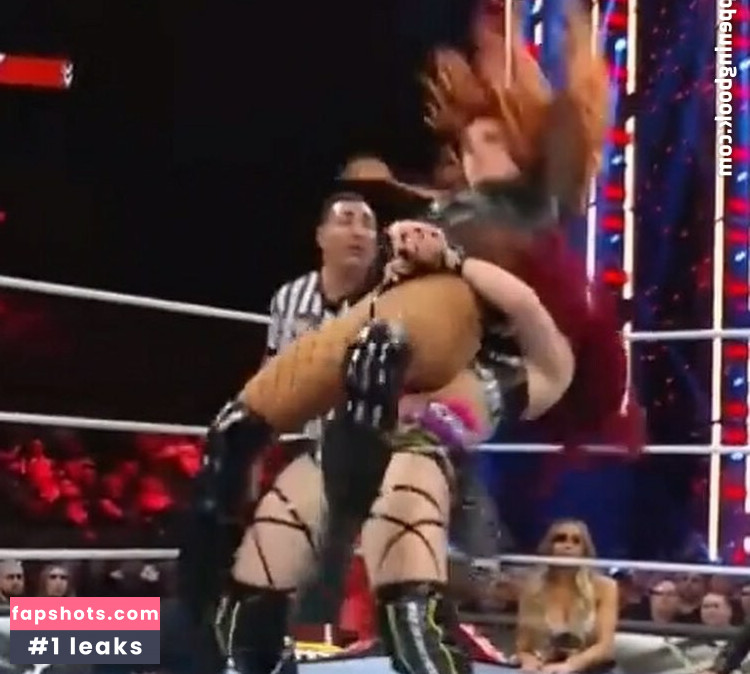 Becky Lynch gallery photo #133