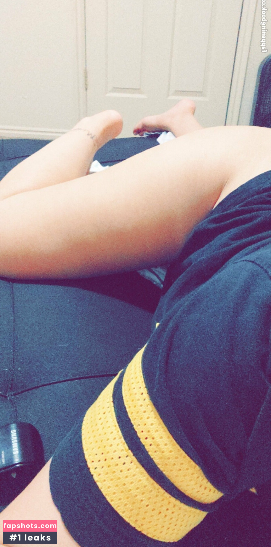 bee_main69 gallery photo #25