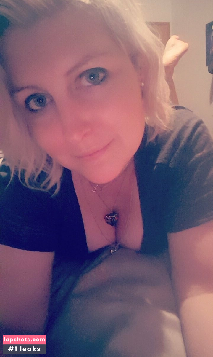 bee88i Nahé úniky fotek pouze od fanoušků #115 - Fapshots