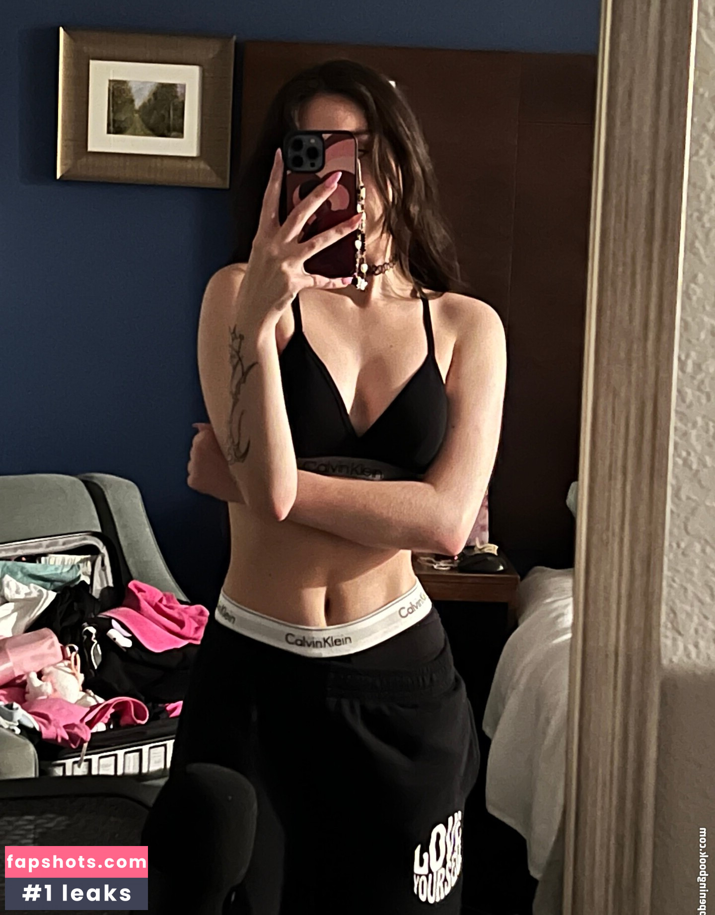 Beebee ASMR gallery photo #131