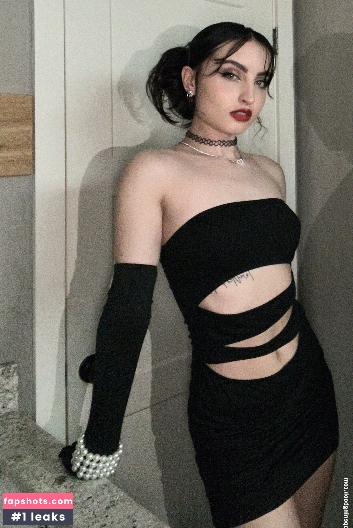 Beebee ASMR gallery photo #165