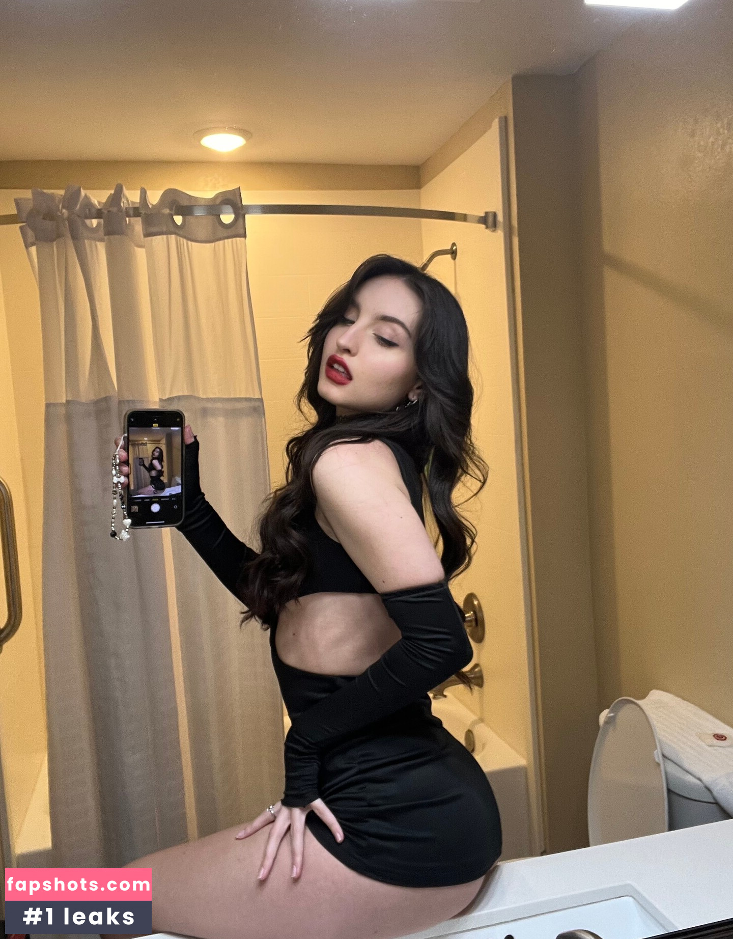 Beebee ASMR gallery photo #171