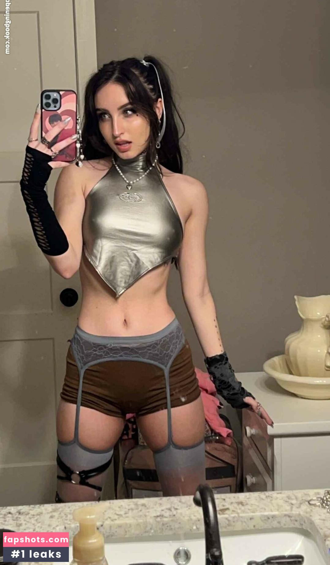 Beebee ASMR gallery photo #70