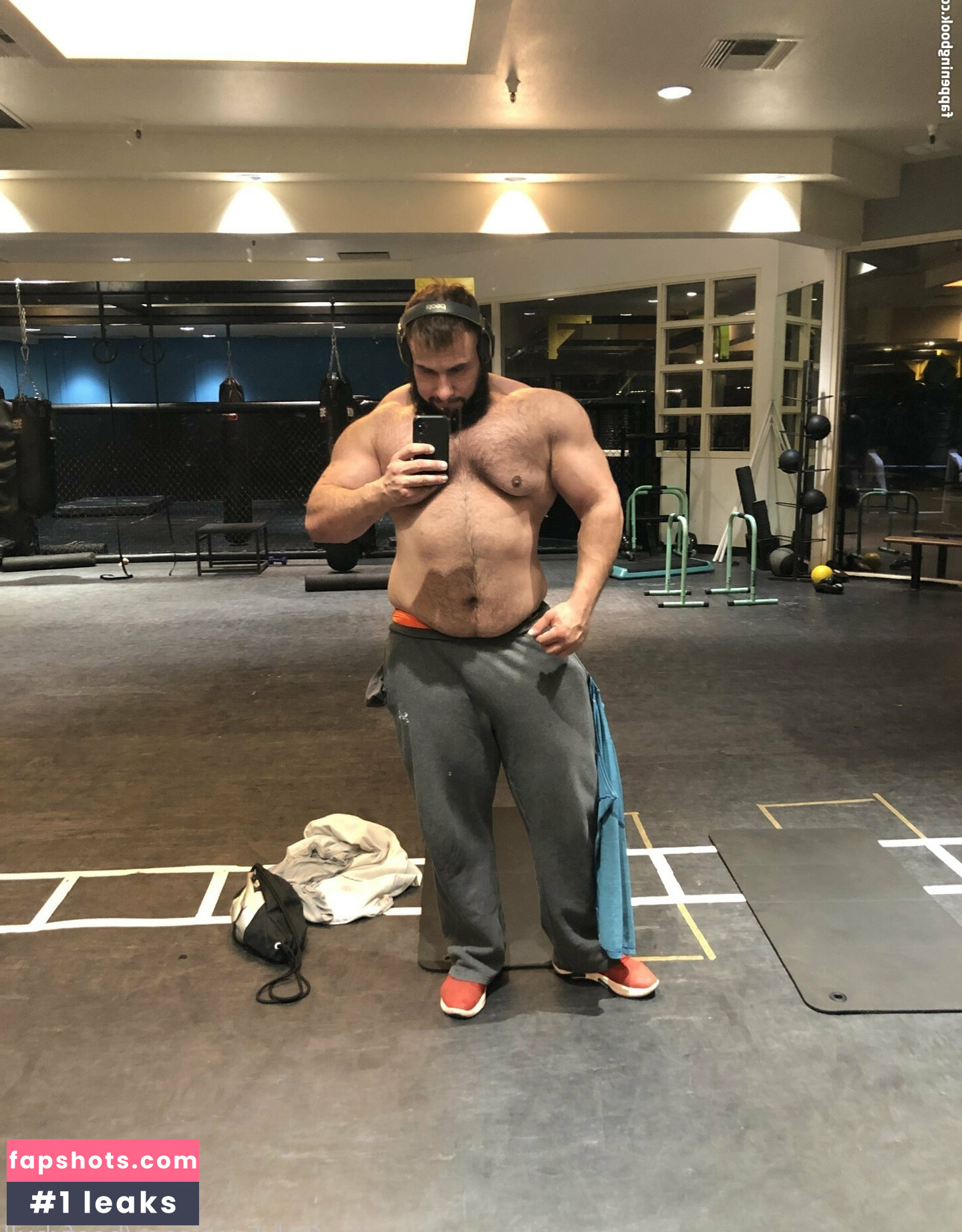 beefybull nude babe gallery