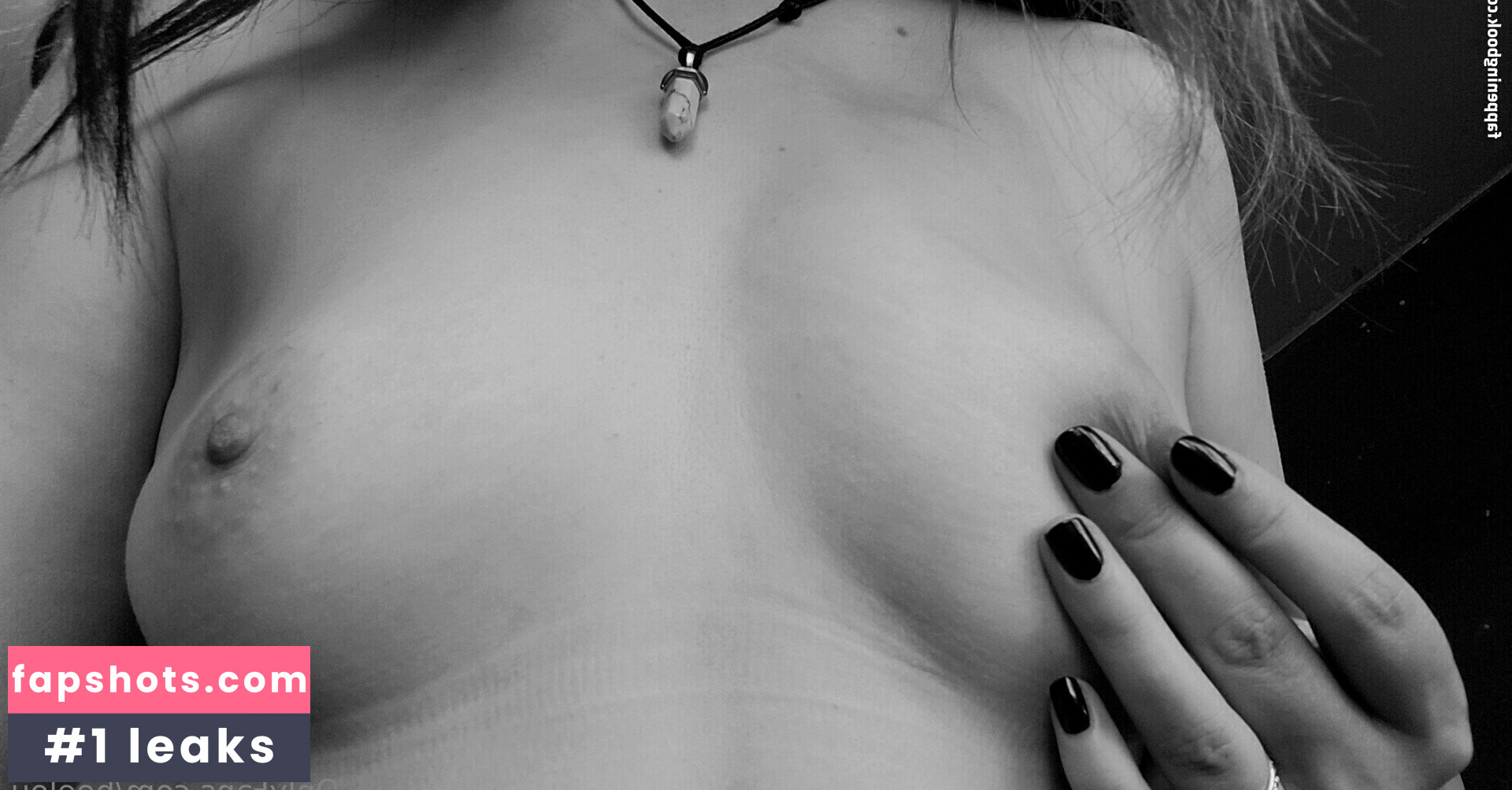 beelou gallery photo #19