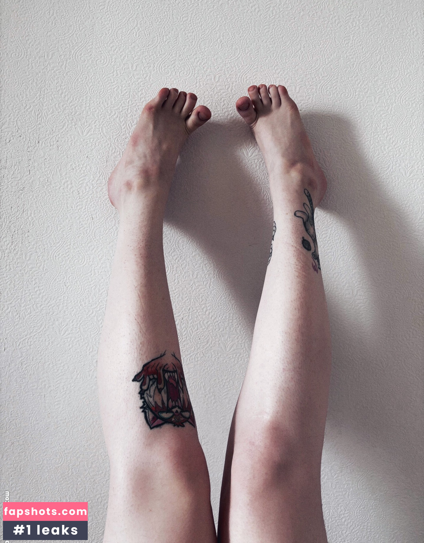 beezzz nude babe gallery