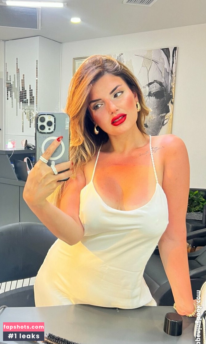 Begüm Polat gallery photo #4