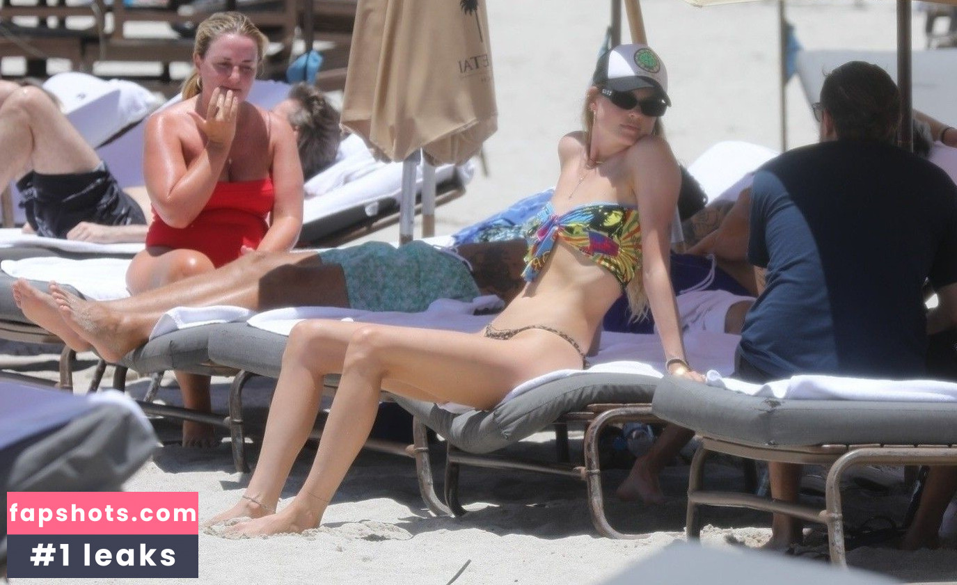 Behati Prinsloo Nahé úniky fotek pouze od fanoušků #158 - Fapshots