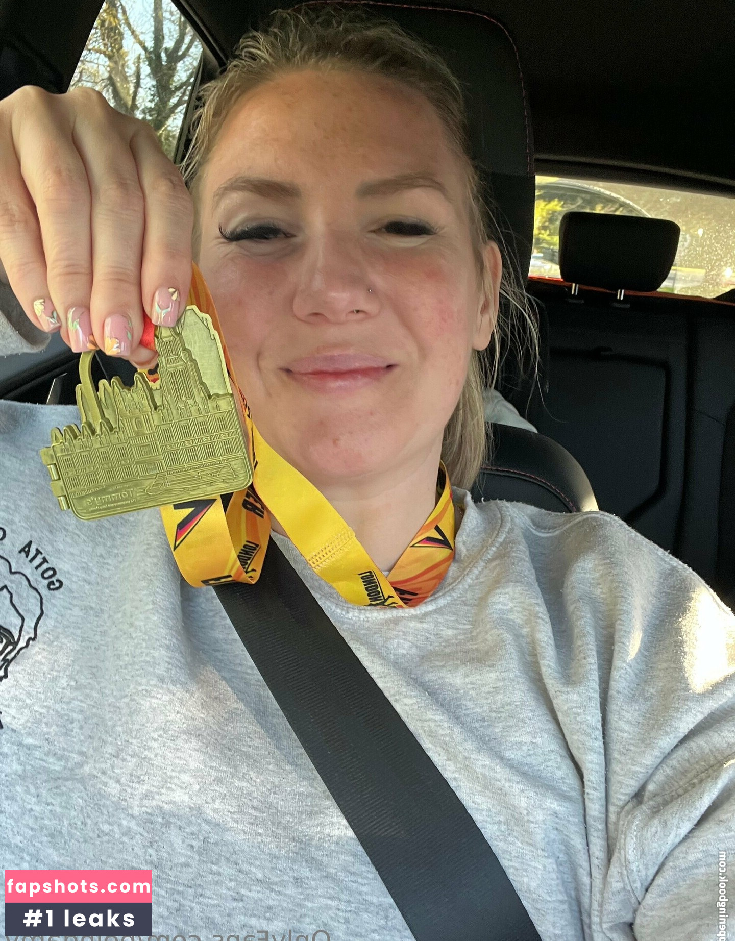 beingamy gallery photo #19