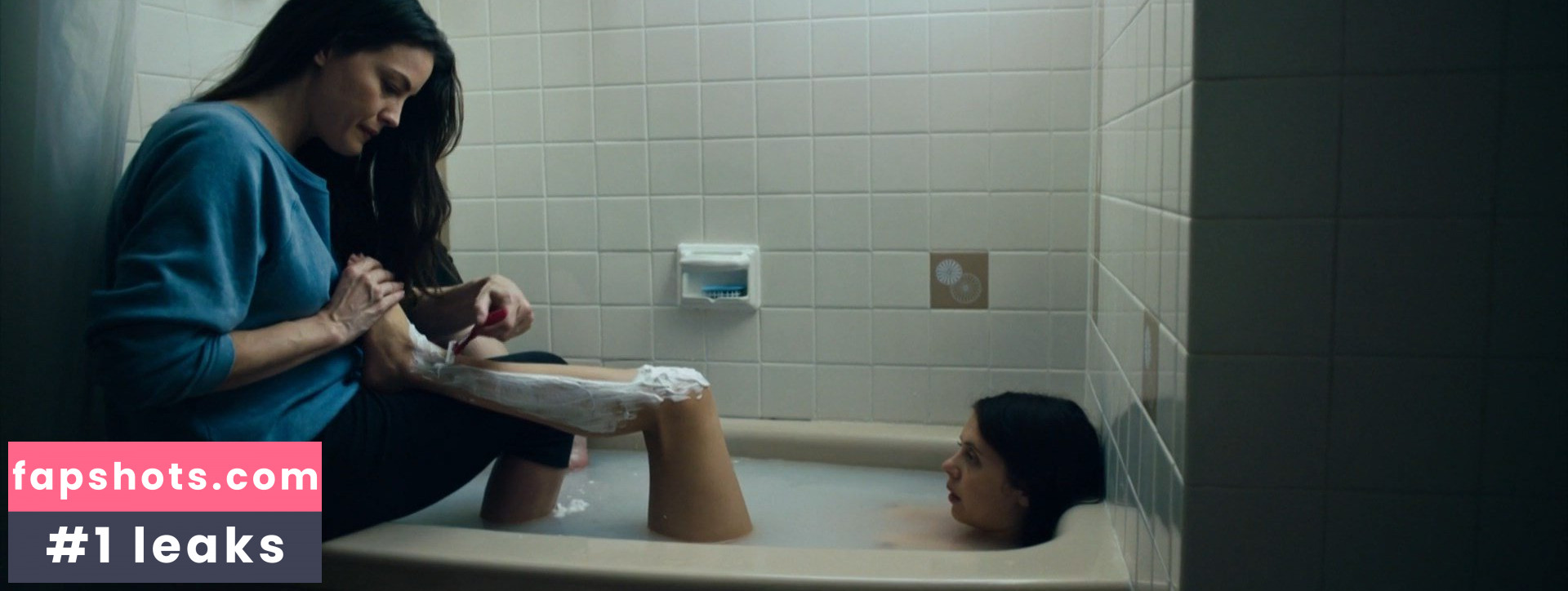 Bel Powley gallery photo #53