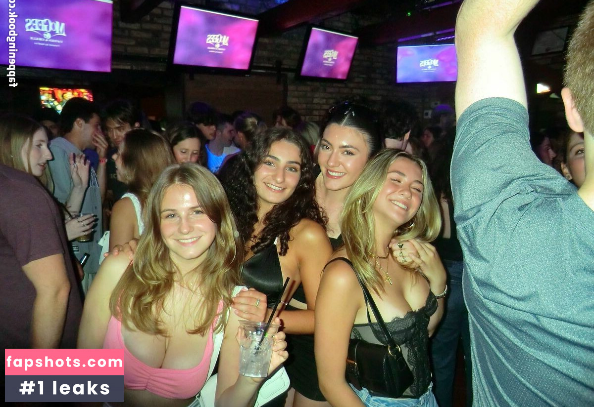 Bela S gallery photo #24