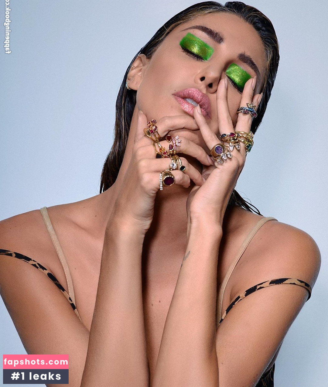 Belen Rodriguez Nahé úniky fotek pouze od fanoušků #163 - Fapshots