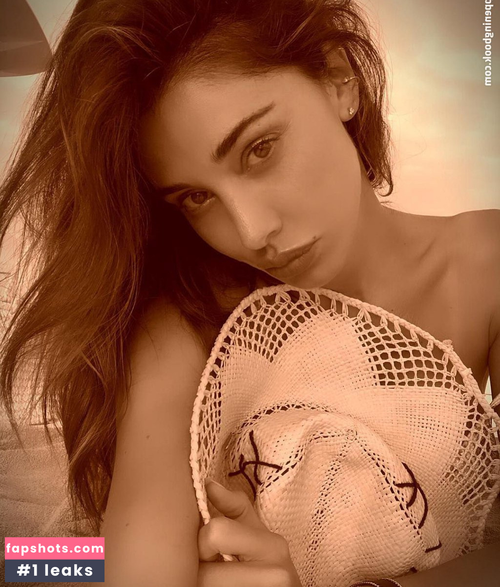 Belen Rodriguez Nahé úniky fotek pouze od fanoušků #201 - Fapshots