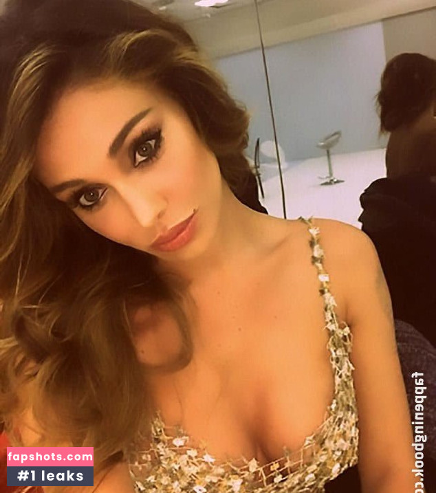 Belen Rodriguez Nahé úniky fotek pouze od fanoušků #232 - Fapshots