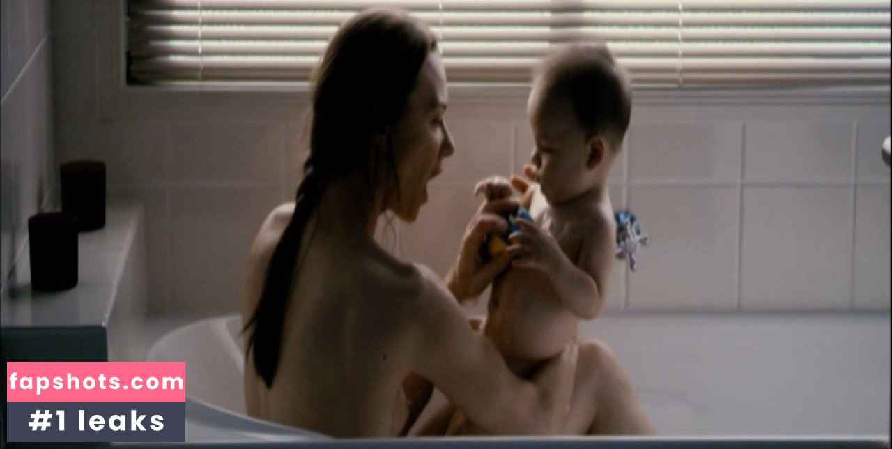 Belinda McClory Nude Leaks OnlyFans Photos #16 - LeakJerk