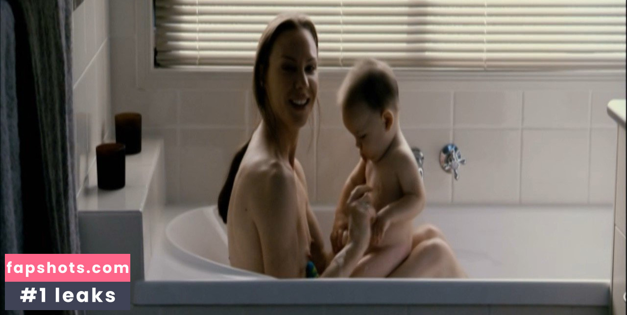 Belinda McClory Nude Leaks OnlyFans Photos #19 - LeakJerk