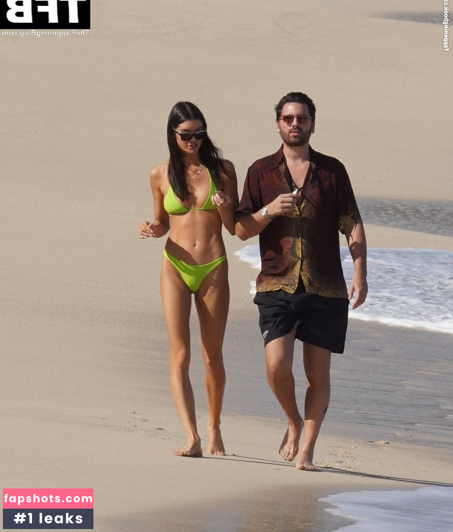 Bella Banos gallery photo #17